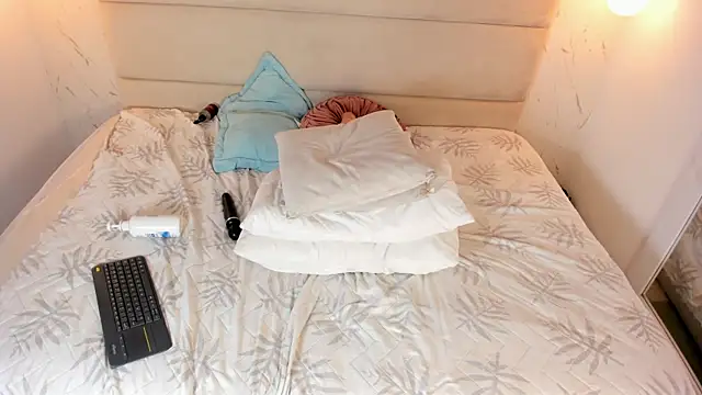 MelissaReyess: вебкам-шоу