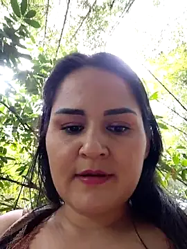 yissela92's Live XXX Chat