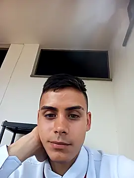 totoro_239 Adlı Modelin Web Kamerası Şovu