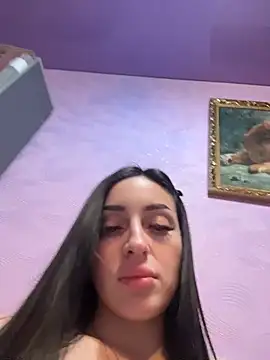 Soft_Pleasure Adlı Modelin Canlı XXX Sohbeti