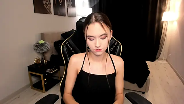 EllaCurtis Chat XXX live