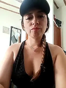 tata_sanz_n Live XXX chat