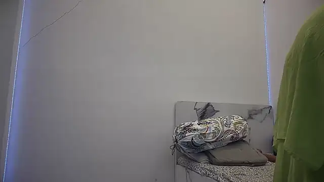 Selina_6 লাইভ XXX চ্যাট