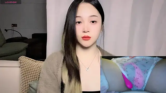 Chat XXX en directo de woaiqinqin