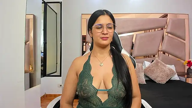 XXX chat uživo modela Kendal_Lane