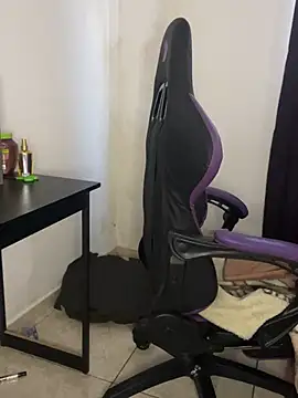 Chat +18 de jujubinhahot ao vivo