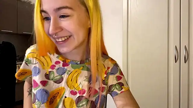 Chat +18 de EmilyHein ao vivo