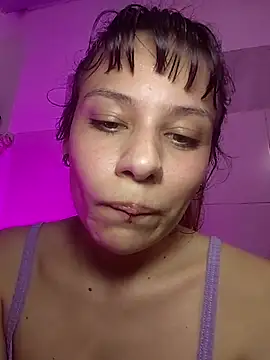 Hairy_ptt Adlı Modelin Canlı XXX Sohbeti