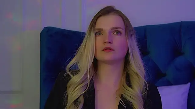 Chatroom XXX en direct de AnnyRaii