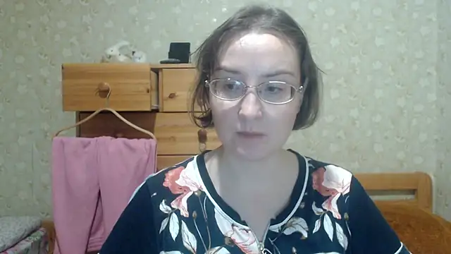 Smart_Rose Adlı Modelin Canlı XXX Sohbeti