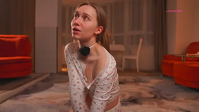 Онлайн чат XXX SharaNewbern