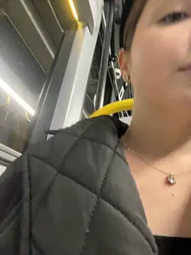 KrisMagnoly's Live XXX Chat