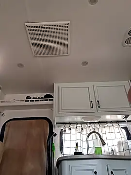 EZs_FuKRoOm Live XXX Chat