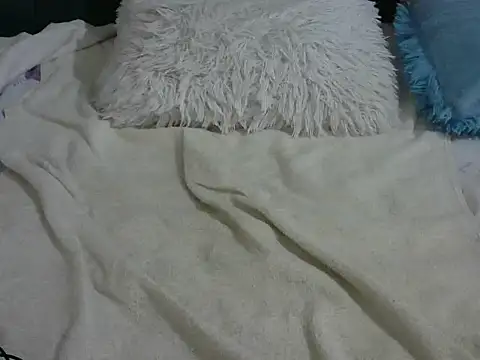 XXX chat uživo modela Tai_Reign