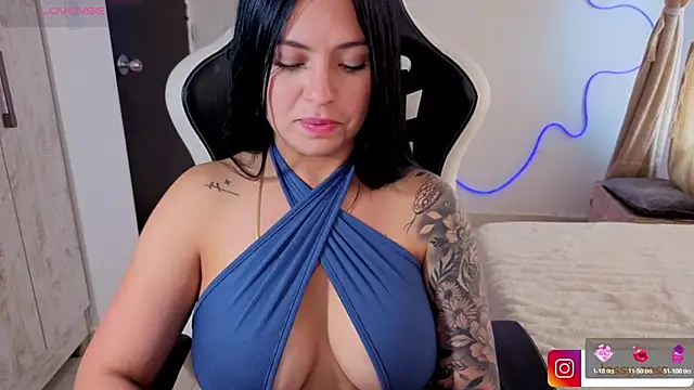 Victoryyy_ Adlı Modelin Canlı XXX Sohbeti