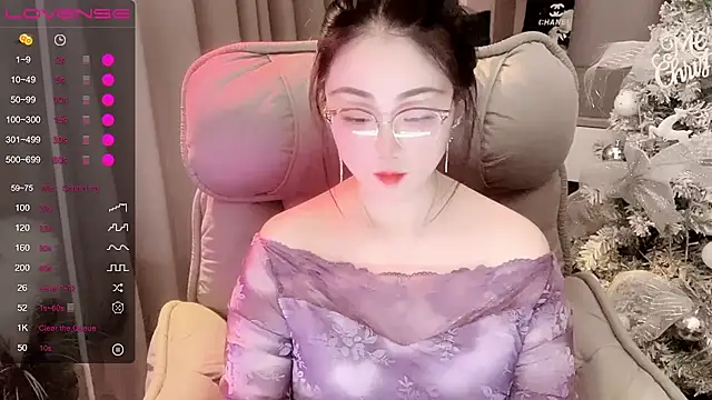 Monica-666888-'s Webcam Show