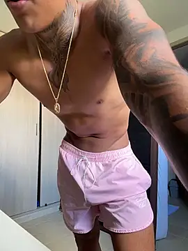 Pokazy przed kamerką – sendfer