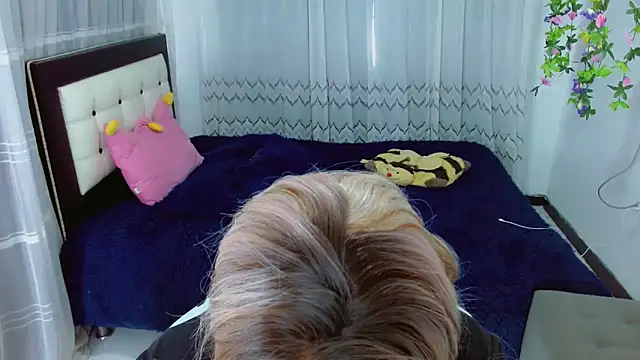 TaylorMon élő XXX-chatje