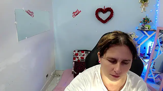 victoria_jones live XXX chat