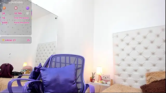 Czat XXX na żywo – esmeralda06