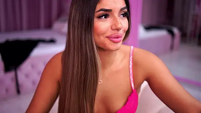 Chat +18 de CrisstyBlair ao vivo