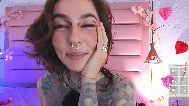 Show modela Evangelyne_1 na web-kameri