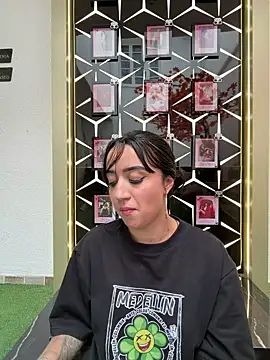 EmmyEvans1 – Live XXX-chat