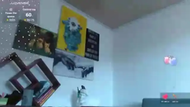 ZoeBakers_ Chat XXX in diretta