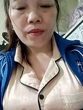 Sana-vn Adlı Modelin Canlı XXX Sohbeti