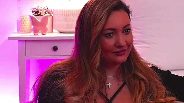 YaaraCollinsのウェブカメラショー