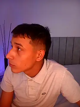 Dangerouspassion777 Show Webcam