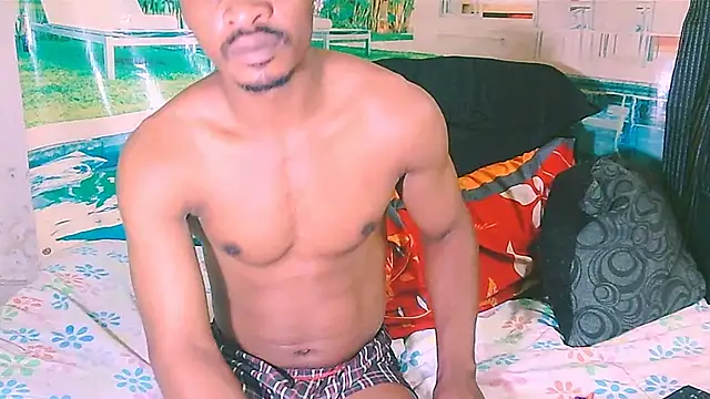 EbonyTiger69 Show in webcam