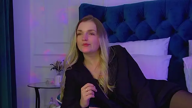 AnnyRaii – Live XXX-chat