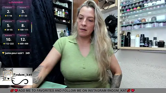 Katt-findom 在線直播表演