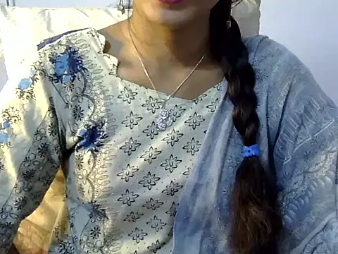 XXX chat uživo modela Shab_M