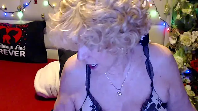 HappyWomanOn: онлайн-секс-чат