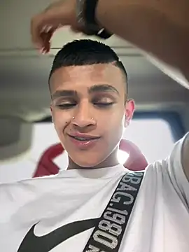 Boyxcock7 Show Webcam