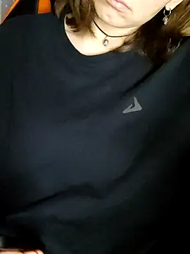 Aashikalaa's Live XXX Chat