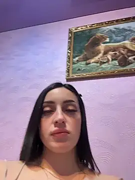 Soft_Pleasure Adlı Modelin Canlı XXX Sohbeti