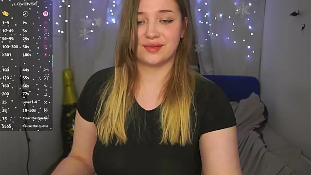 Czat XXX na żywo – CuteSharloti