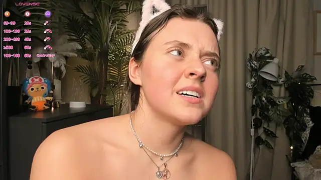 XXX chat uživo modela ThelmaJusto