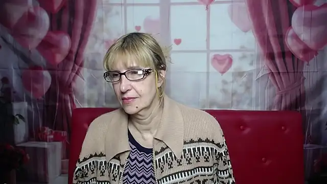 PattySanny Adlı Modelin Canlı XXX Sohbeti