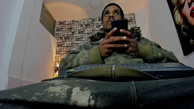 raven__crow Webcam Show