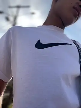 Boyxcock7: διαδικτυακό σόου στην κάμερα