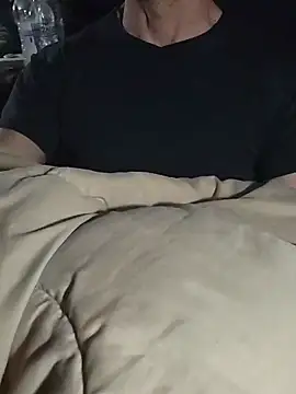 Онлайн чат XXX GreekGuyOutdoors