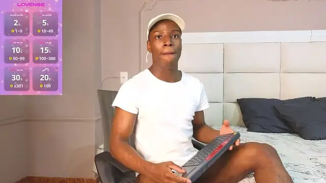 CharlesBrown_のライブXXXチャット