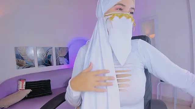 Chat +18 de salma_isawwii ao vivo