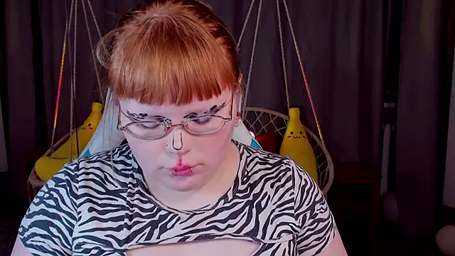 แชท XXX สดของ LottieReed