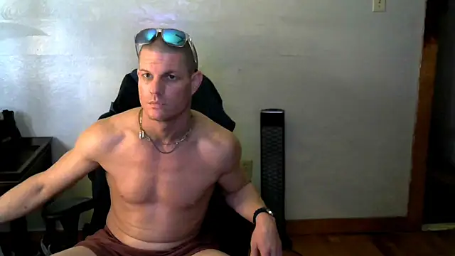 JockNThirsty Show in webcam