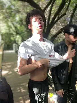 yoursexyjoseのライブXXXチャット